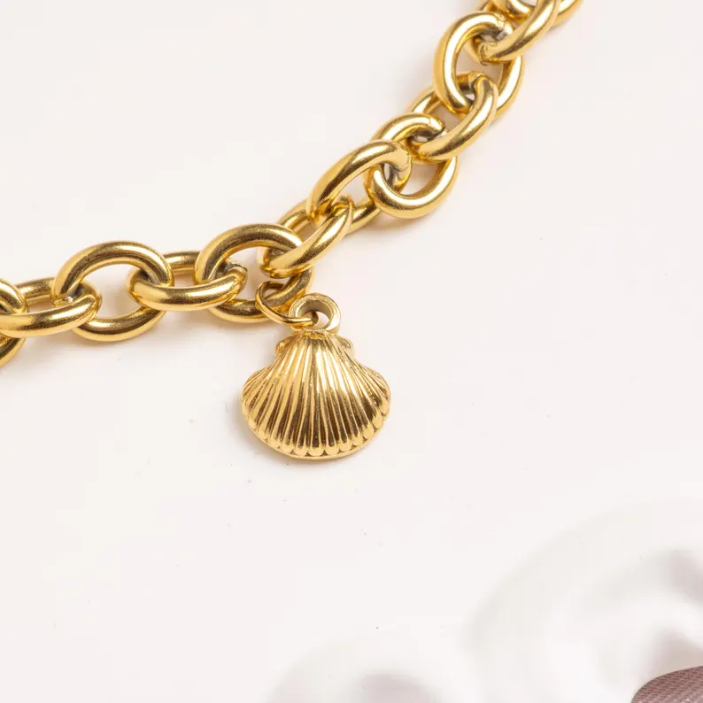 The Gold Starfish Marine Link Bracelet